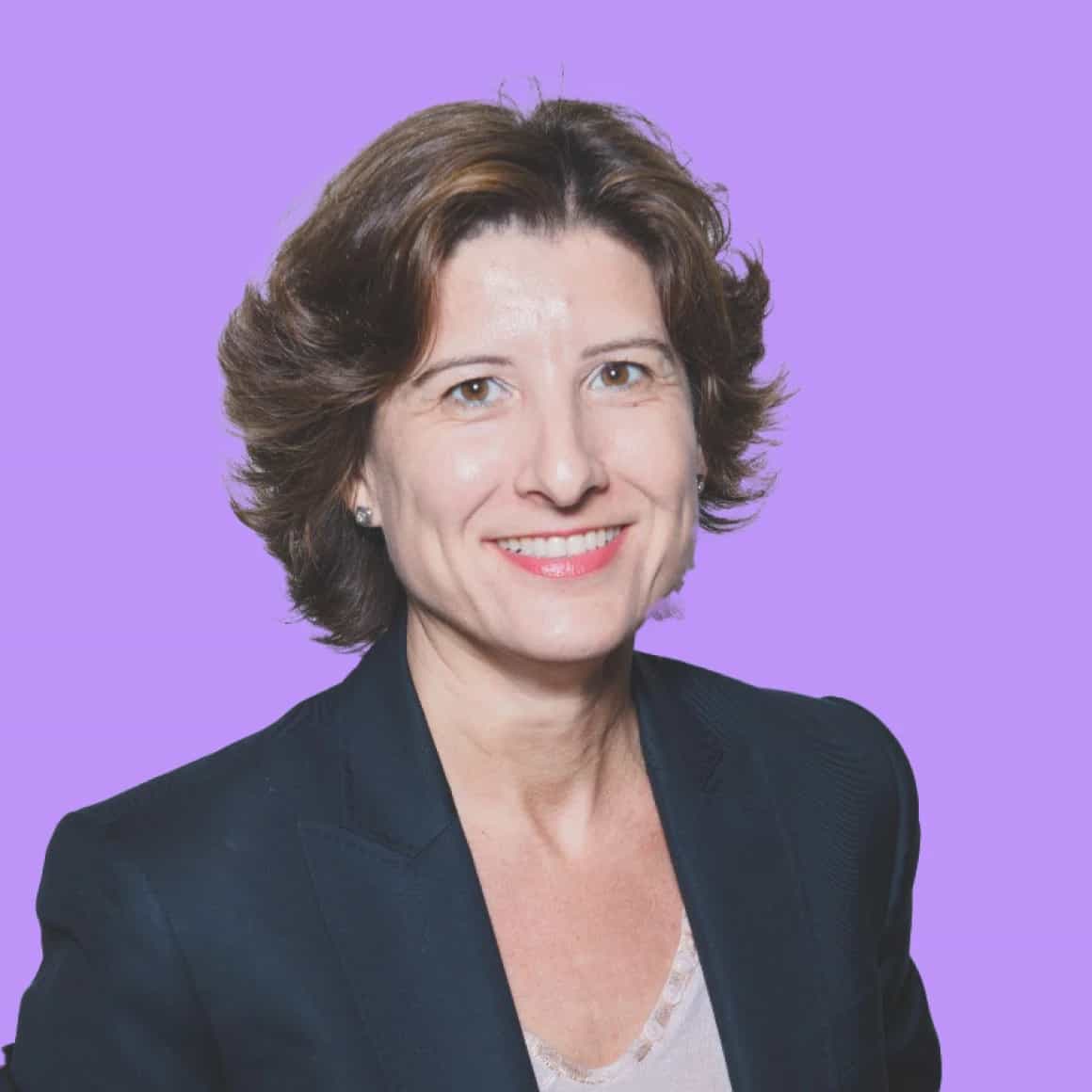 Elena Pueyo Headshot Speaker